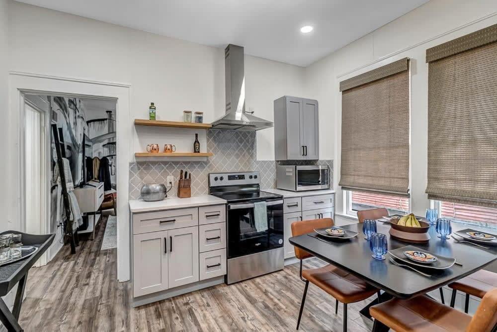 Contemporary Apartment - 5 Min To Tiaa Bank Field! Джаксънвил Екстериор снимка